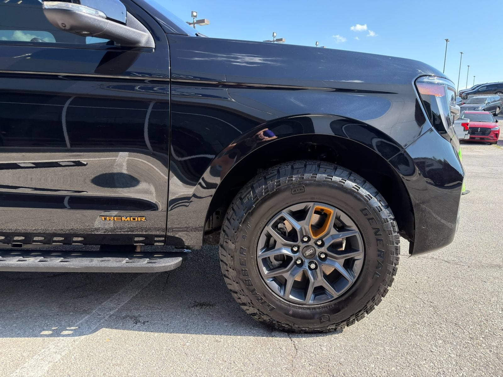 2025 Ford Expedition Tremor