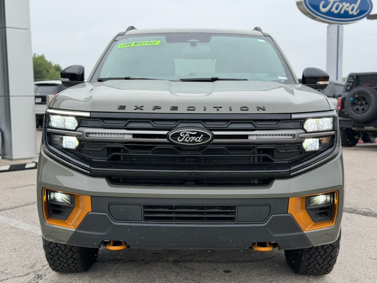 Used 2025 Ford Expedition Tremor with VIN 1FMJU1RG7SEA74192 for sale in Kansas City