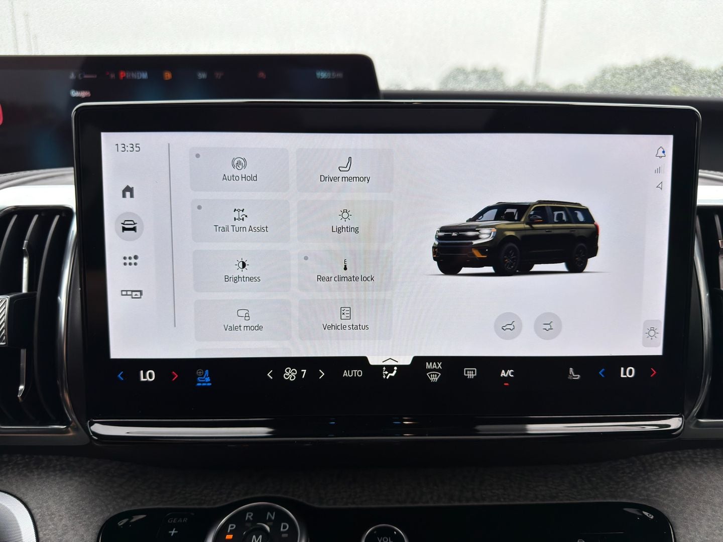 2025 Ford Expedition Tremor