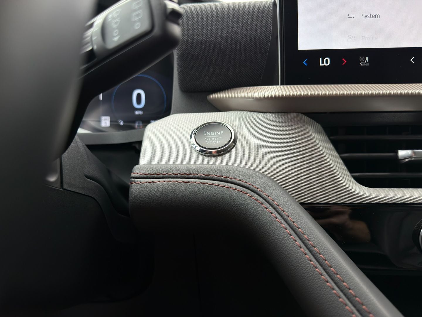 2026 Ford Explorer Active 4X4