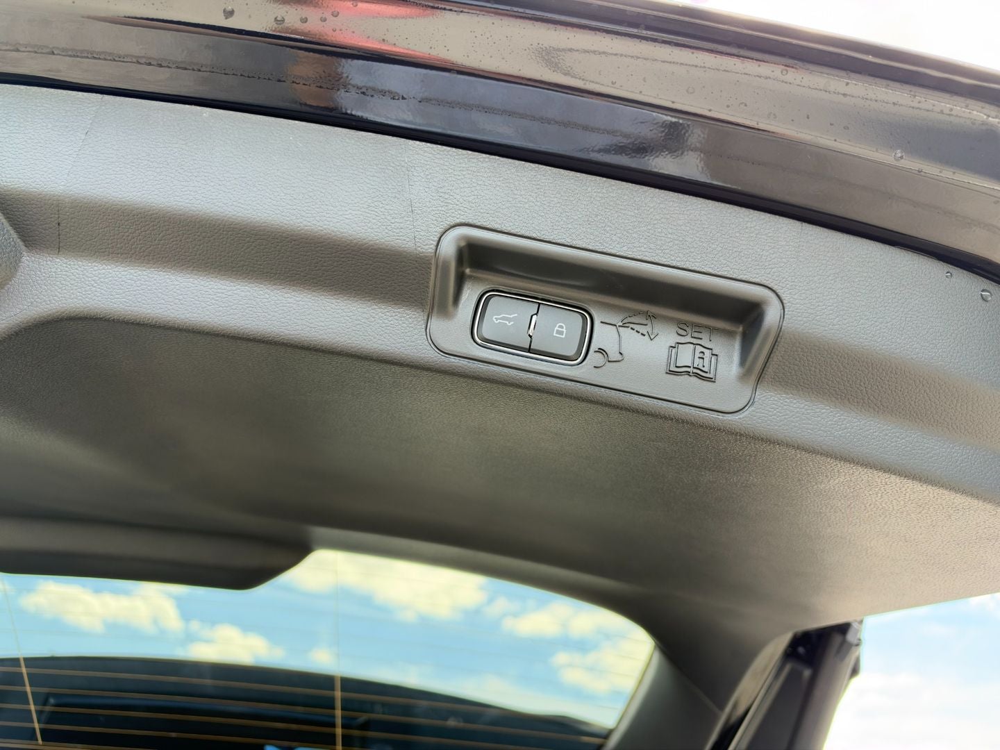 2027 Ford Explorer Platinum™