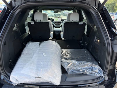 2027 Ford Explorer Platinum™