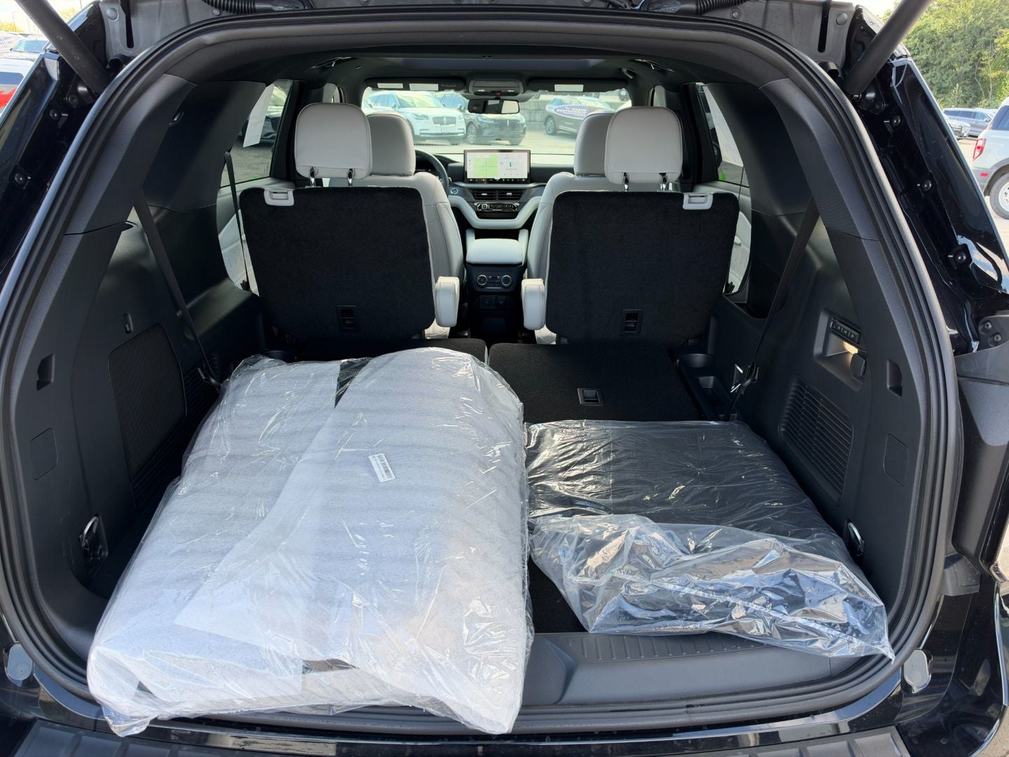 2027 Ford Explorer Platinum™