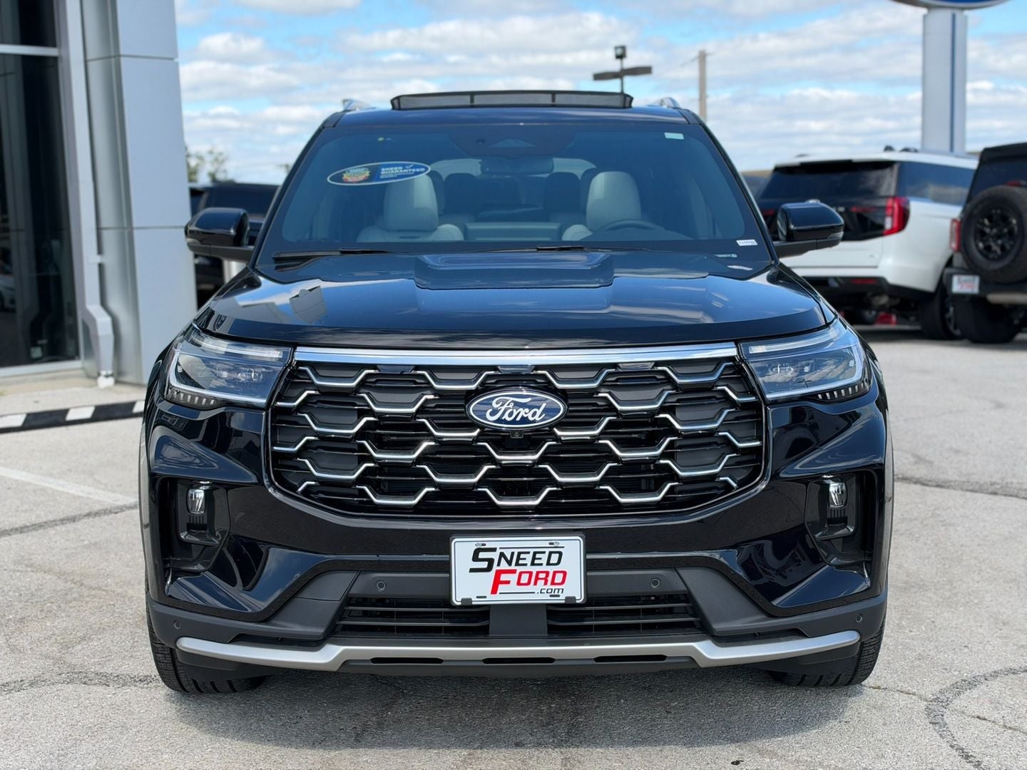 2027 Ford Explorer Platinum™