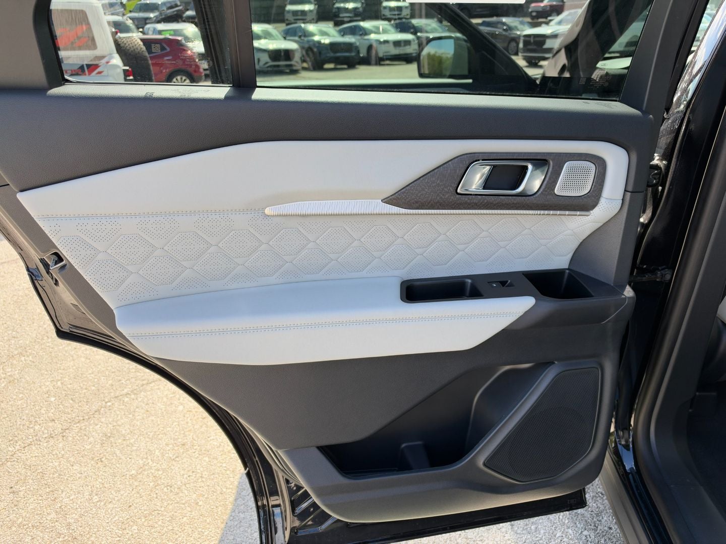 2027 Ford Explorer Platinum™
