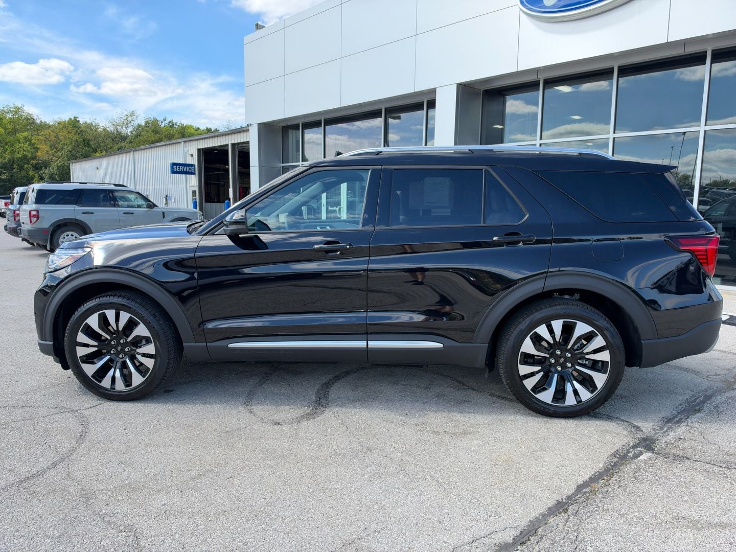 2027 Ford Explorer Platinum™