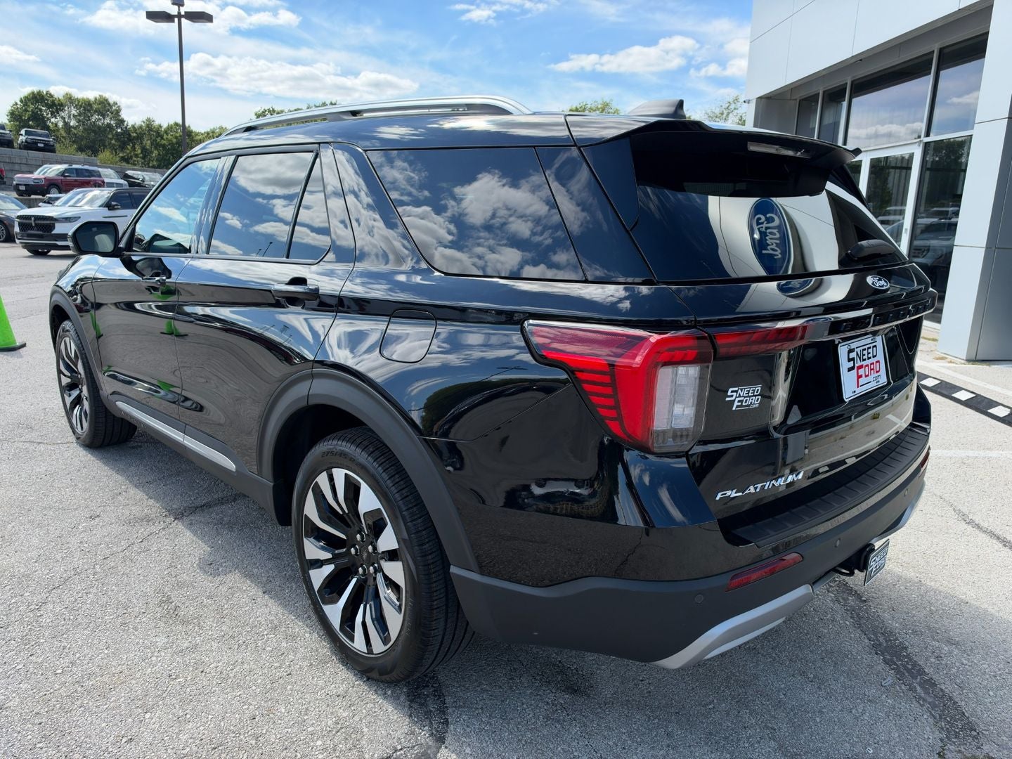 2027 Ford Explorer Platinum™