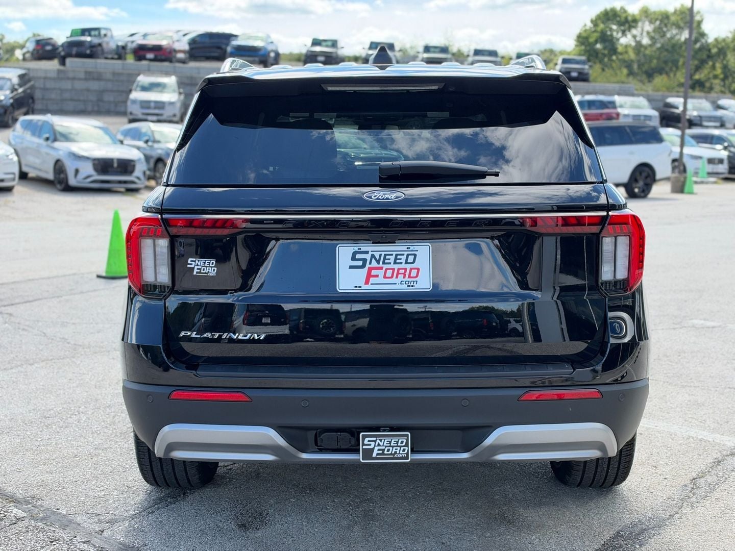 2027 Ford Explorer Platinum™