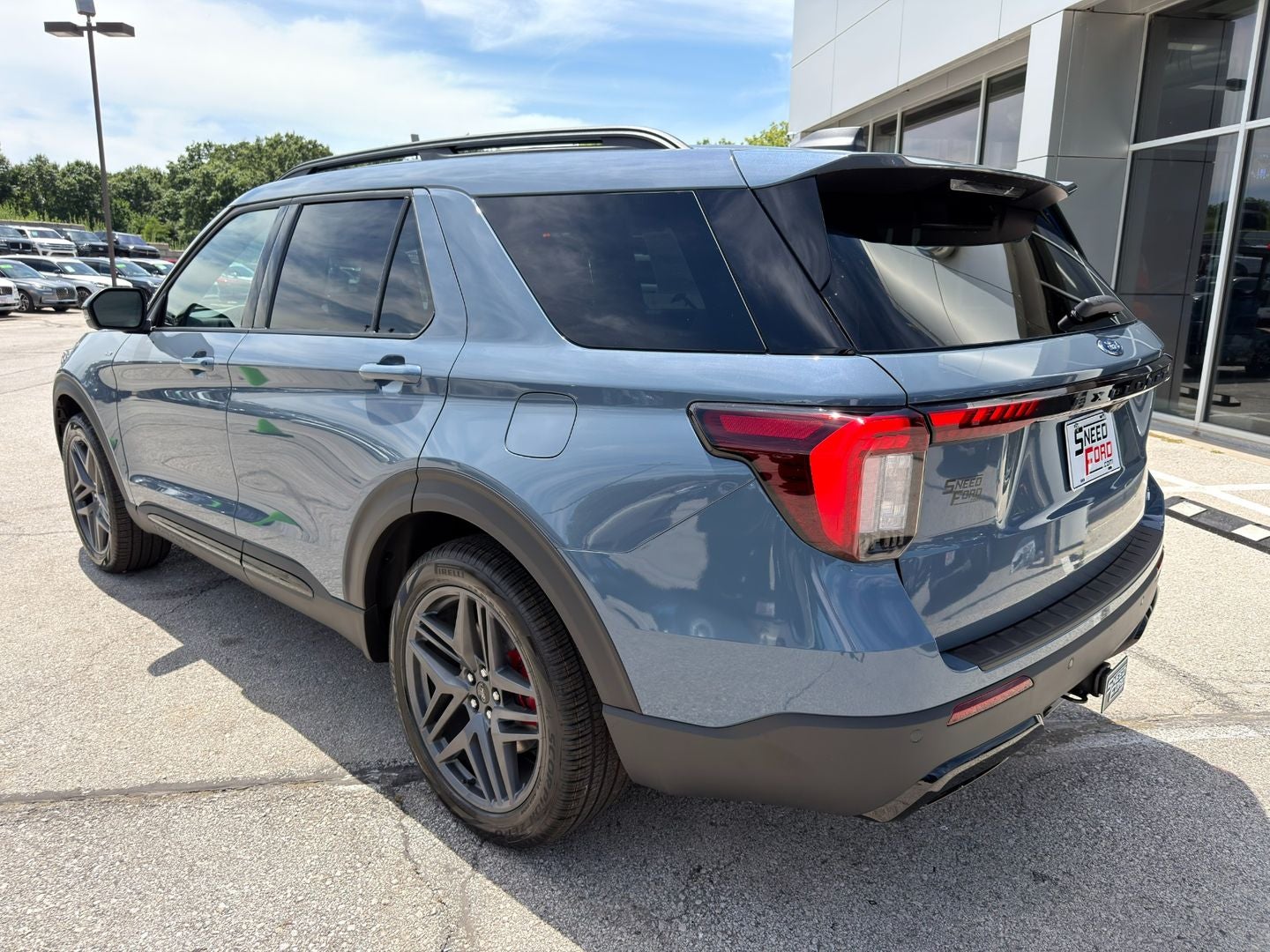 2026 Ford Explorer ST-Line