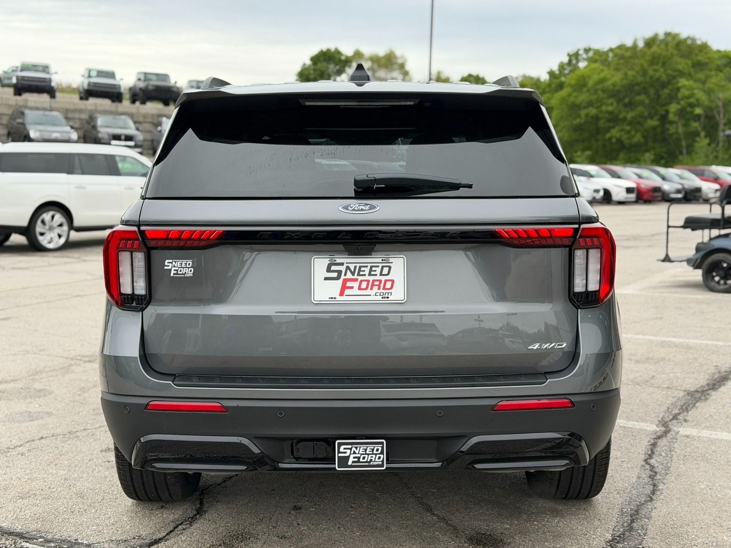 2026 Ford Explorer ST-Line
