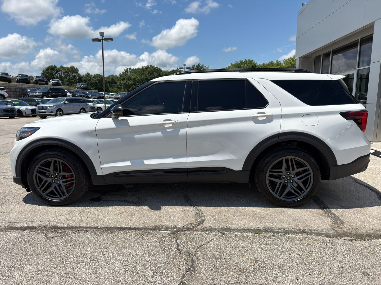 2025 Ford Explorer ST