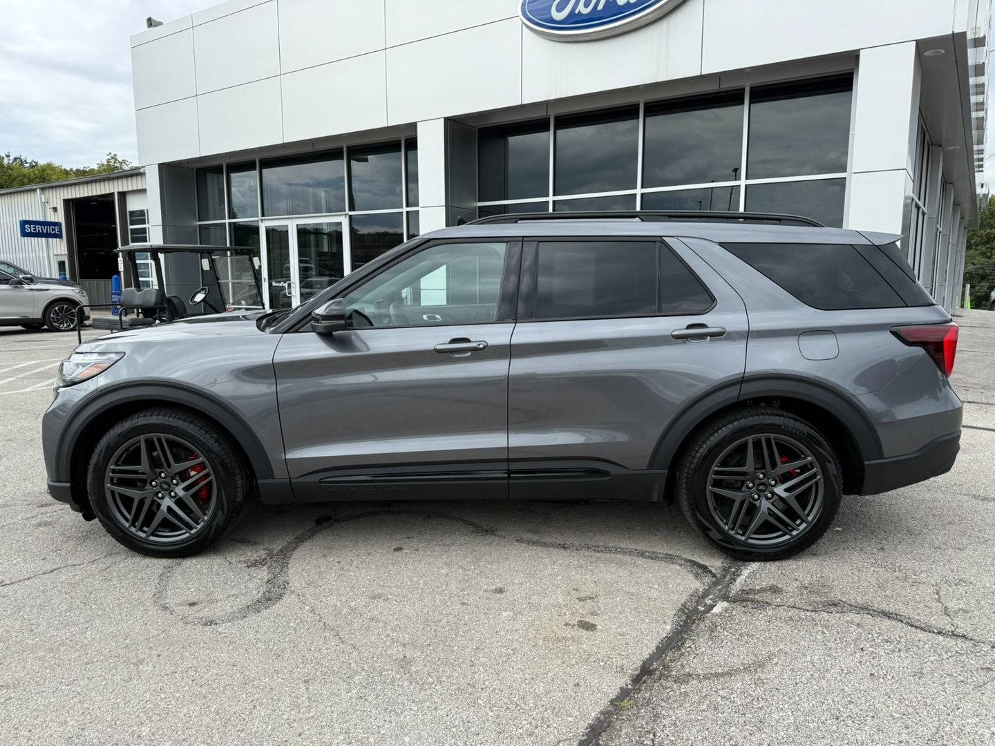 2025 Ford Explorer ST