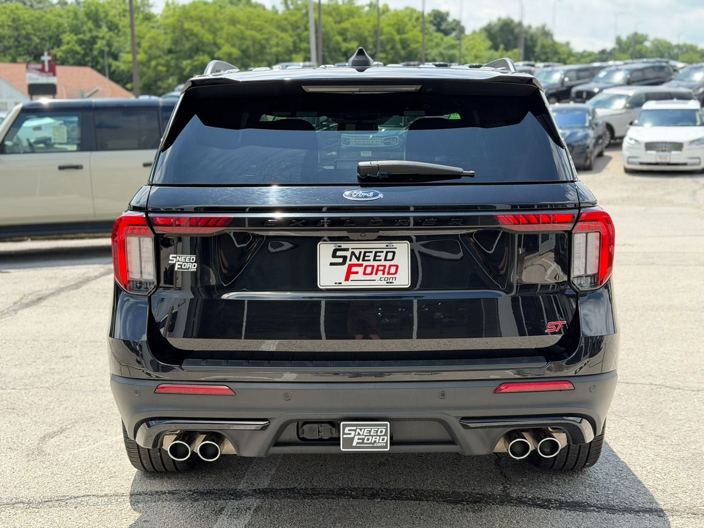 2025 Ford Explorer ST