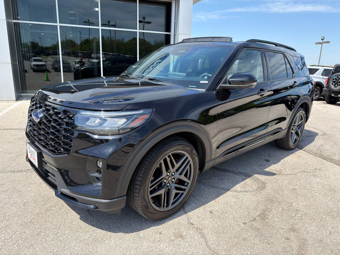 2025 Ford Explorer ST