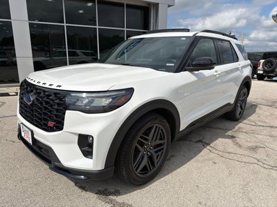 2025 Ford Explorer ST