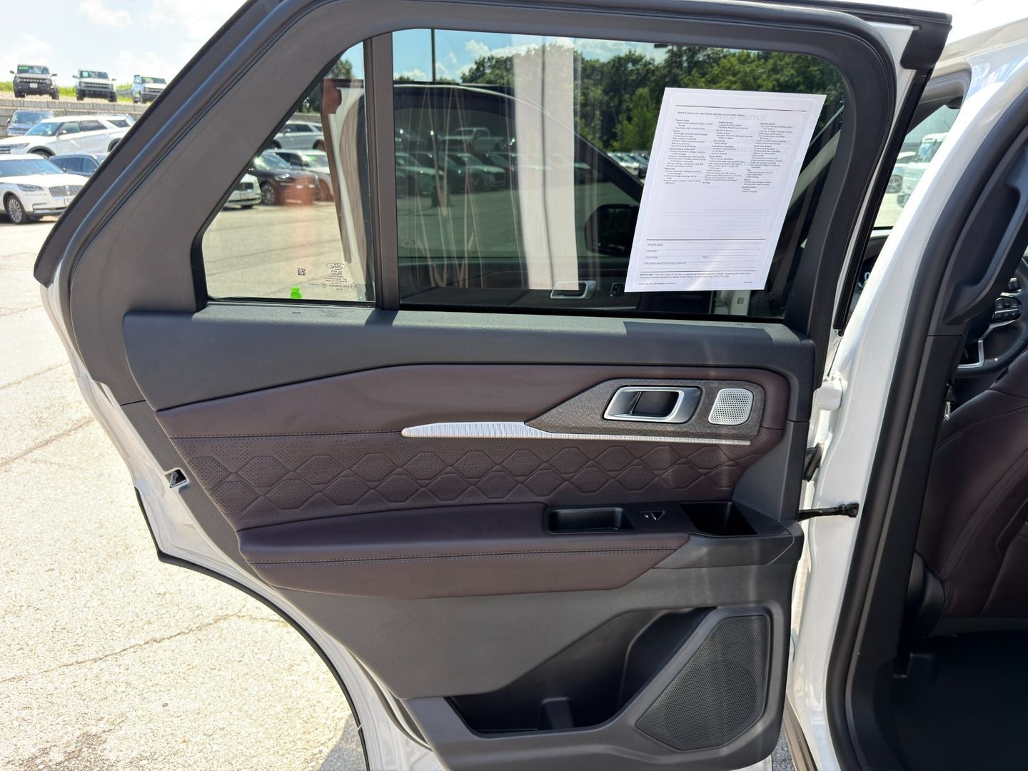 2025 Ford Explorer Platinum