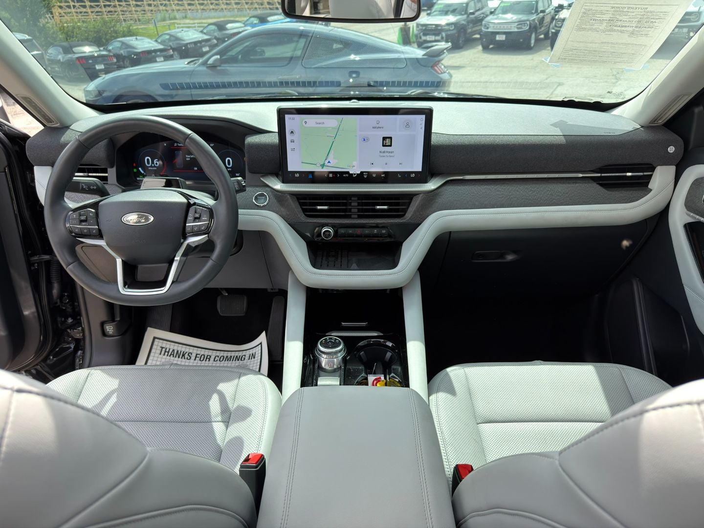 2025 Ford Explorer Platinum