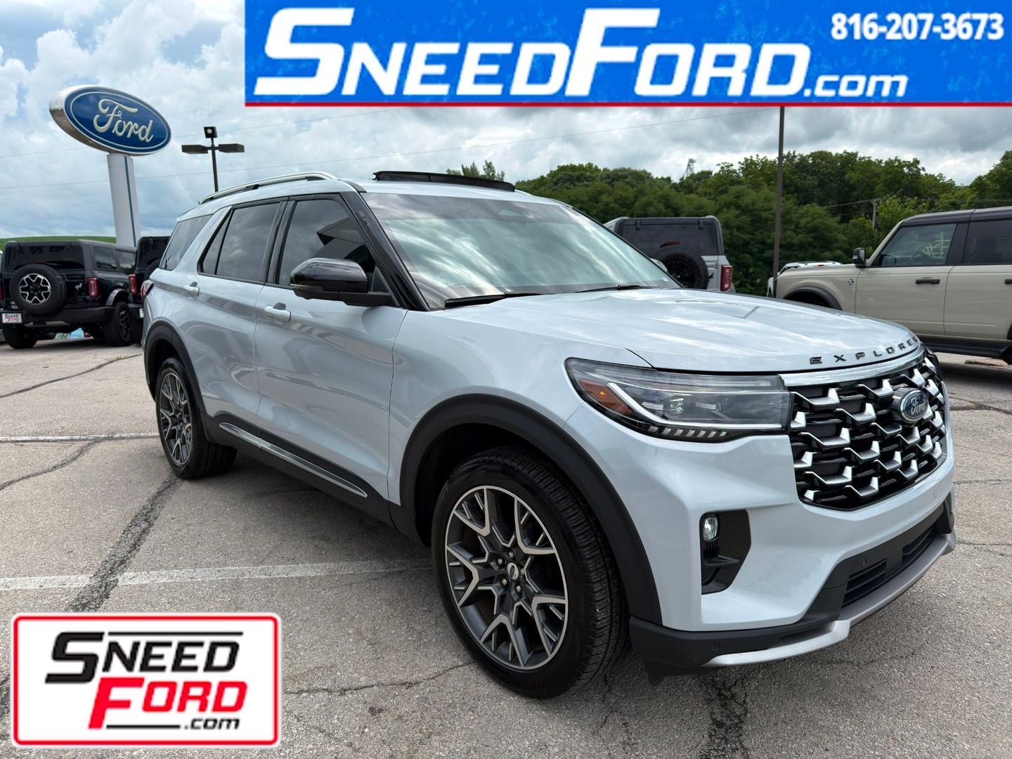2025 Ford Explorer Platinum