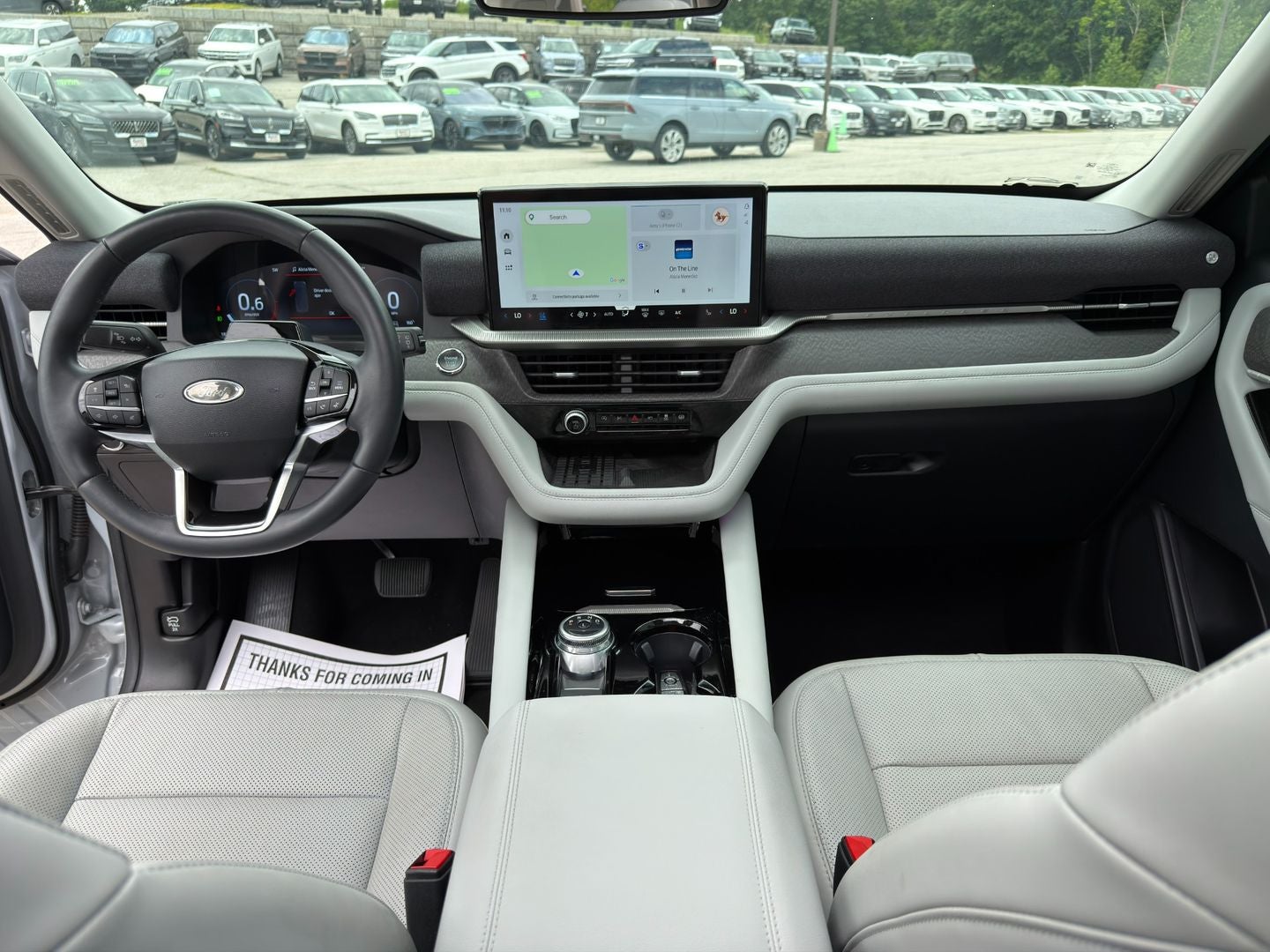 2025 Ford Explorer Platinum