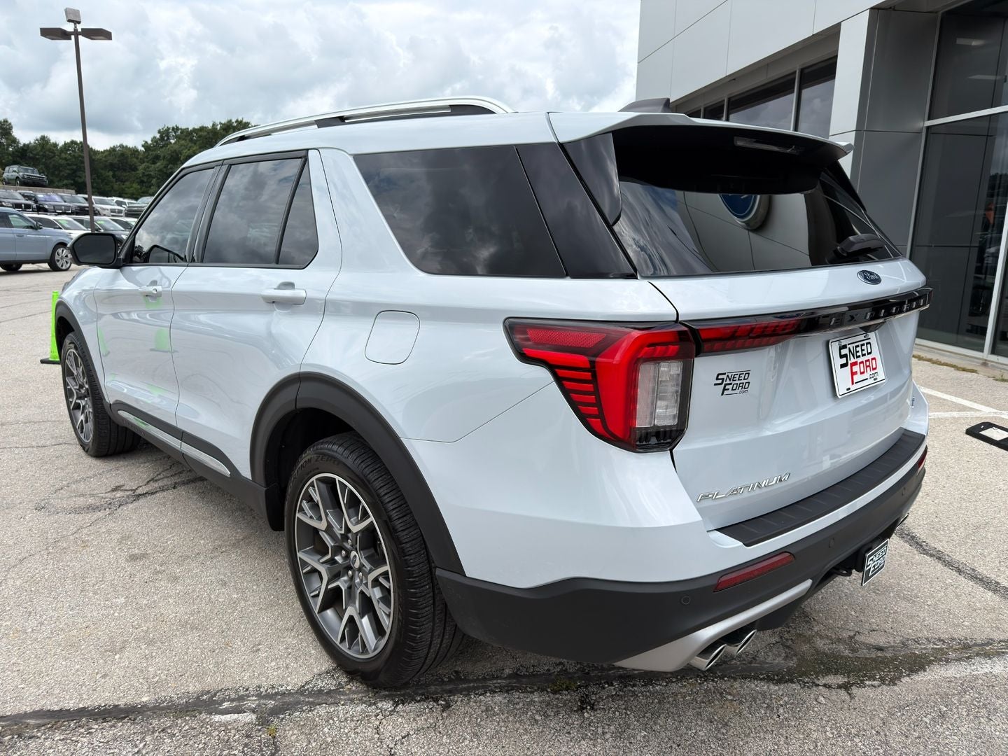 2025 Ford Explorer Platinum