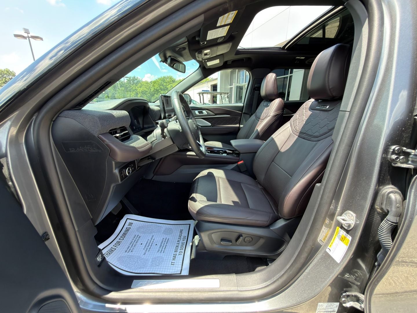 2025 Ford Explorer Platinum