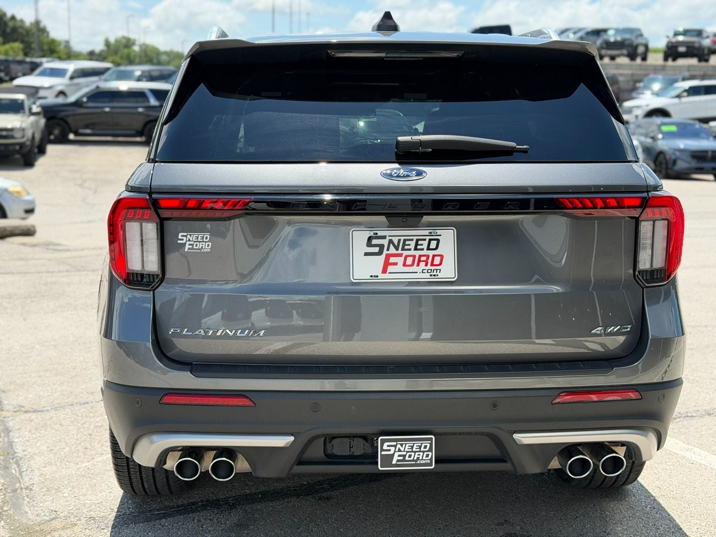 2025 Ford Explorer Platinum