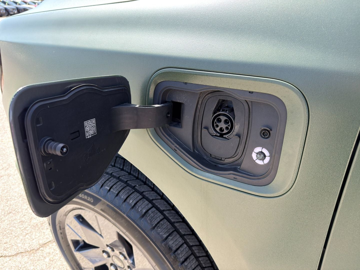 2022 Ford F-150 Lightning LARIAT