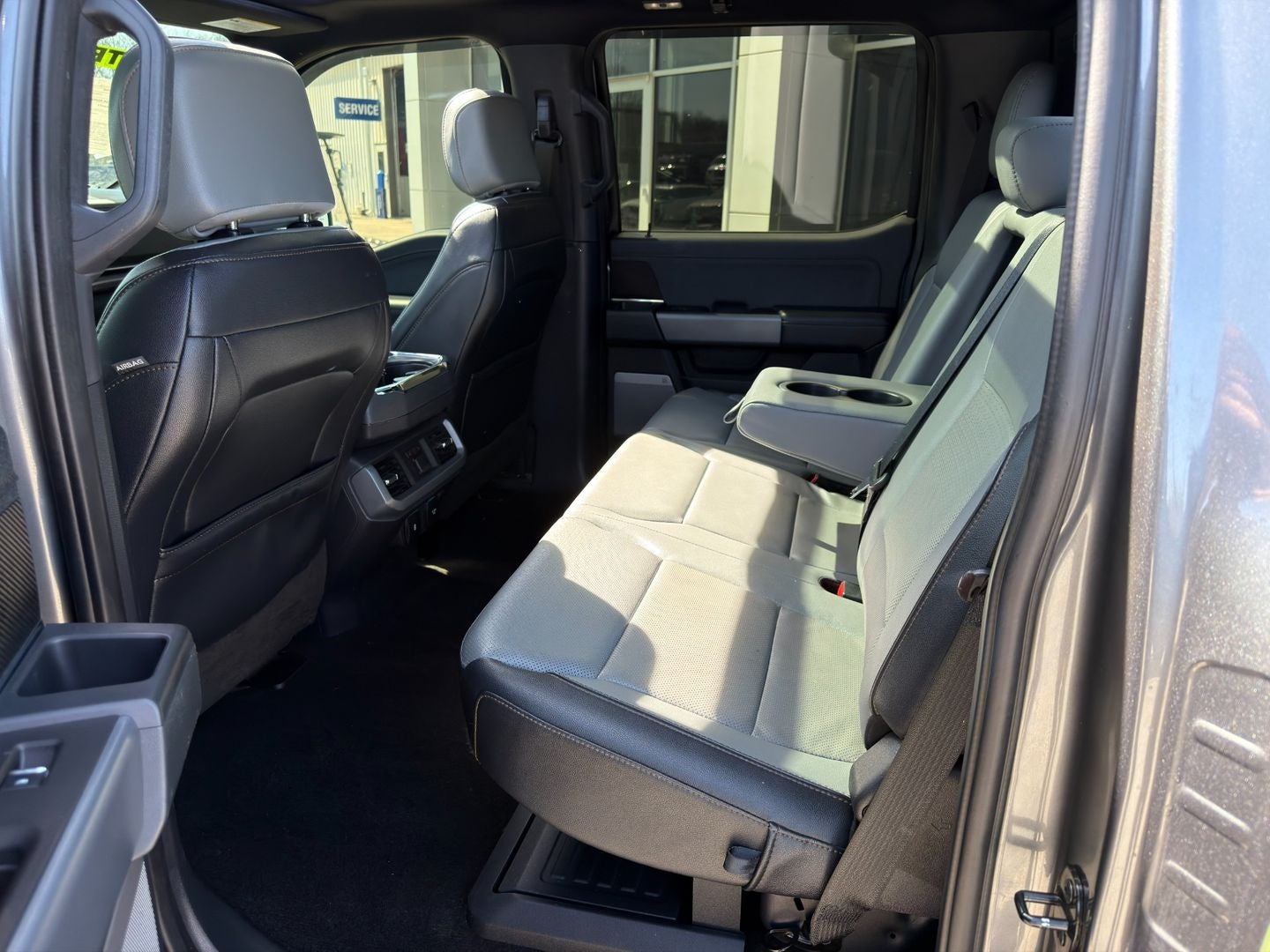 2022 Ford F-150 Lightning LARIAT