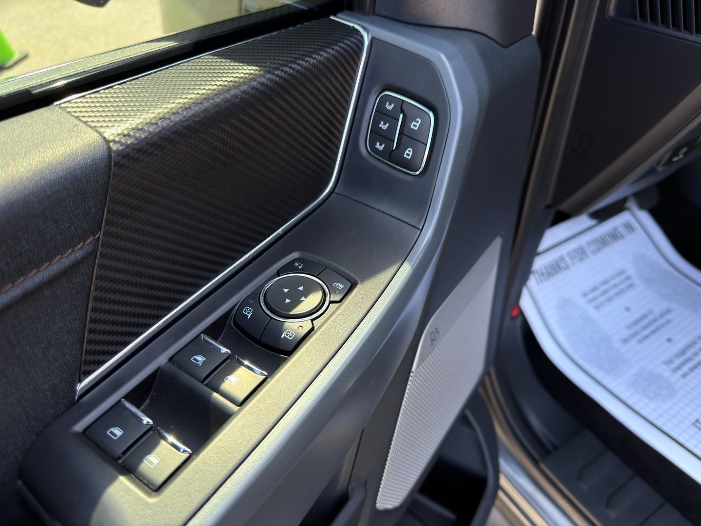 2022 Ford F-150 Lightning LARIAT