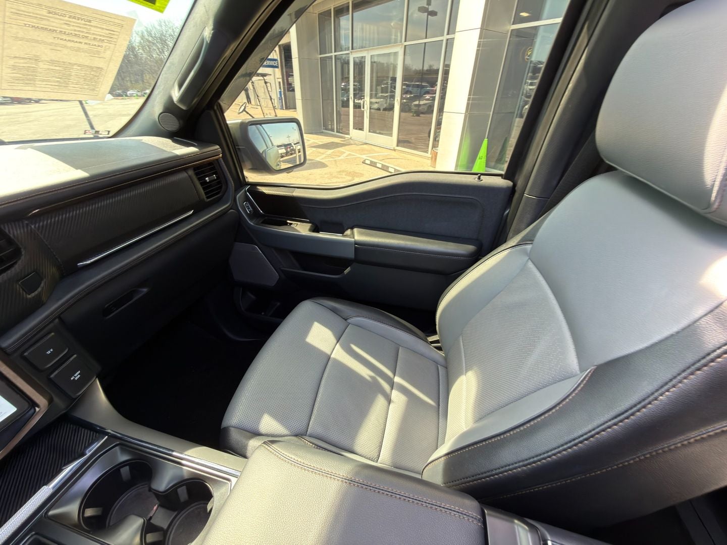 2022 Ford F-150 Lightning LARIAT