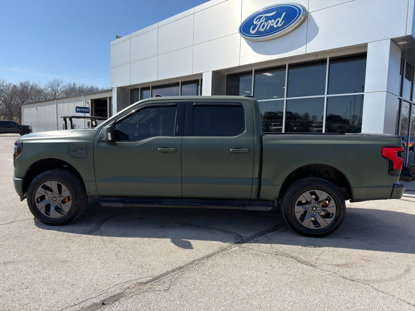 2022 Ford F-150 Lightning LARIAT