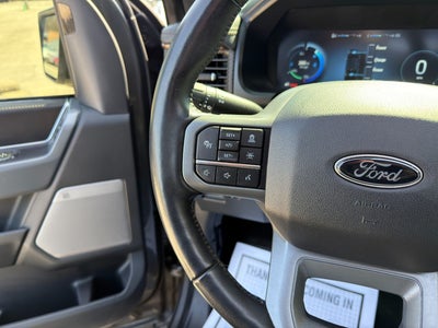 2022 Ford F-150 Lightning LARIAT