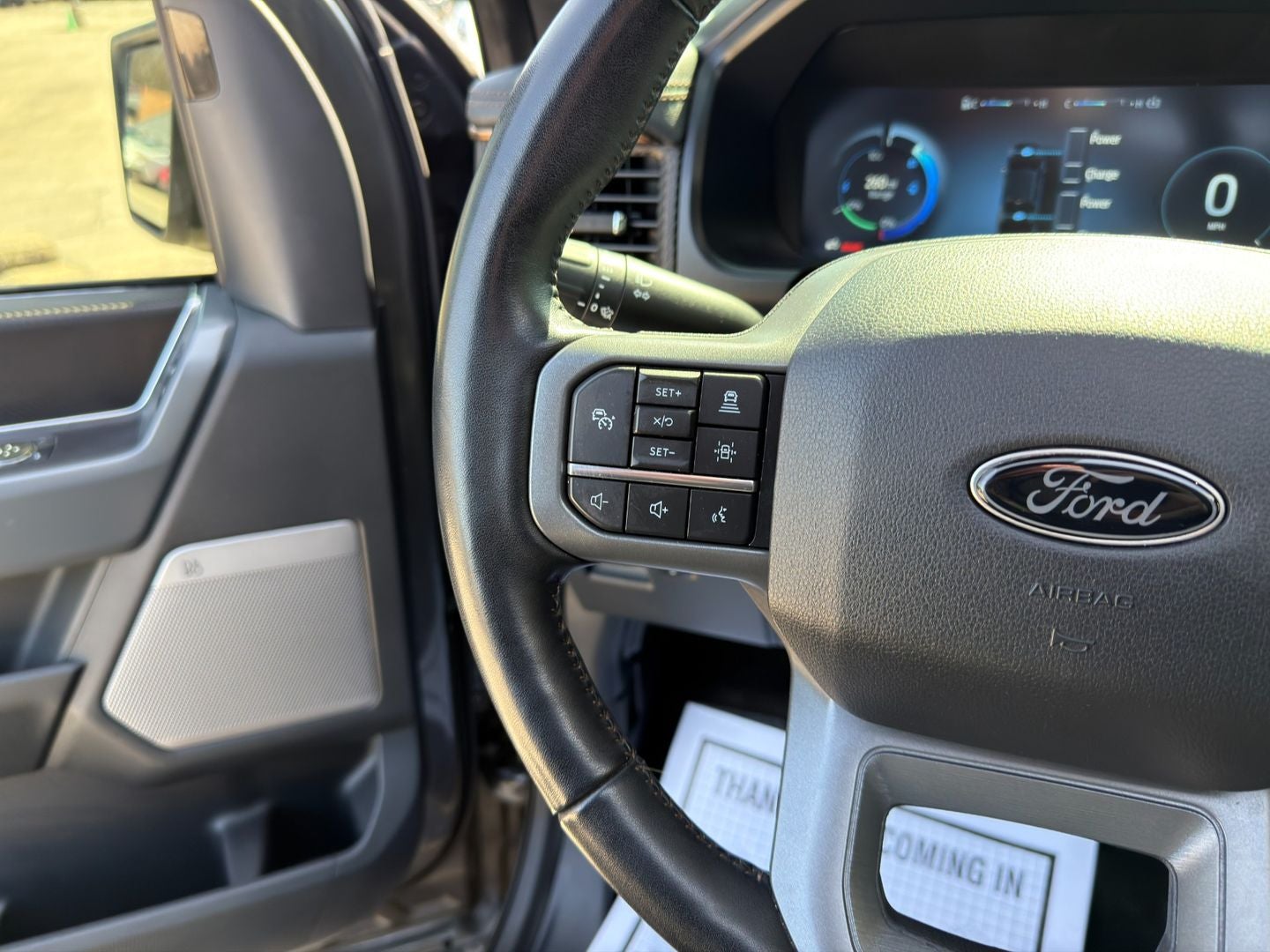 2022 Ford F-150 Lightning LARIAT