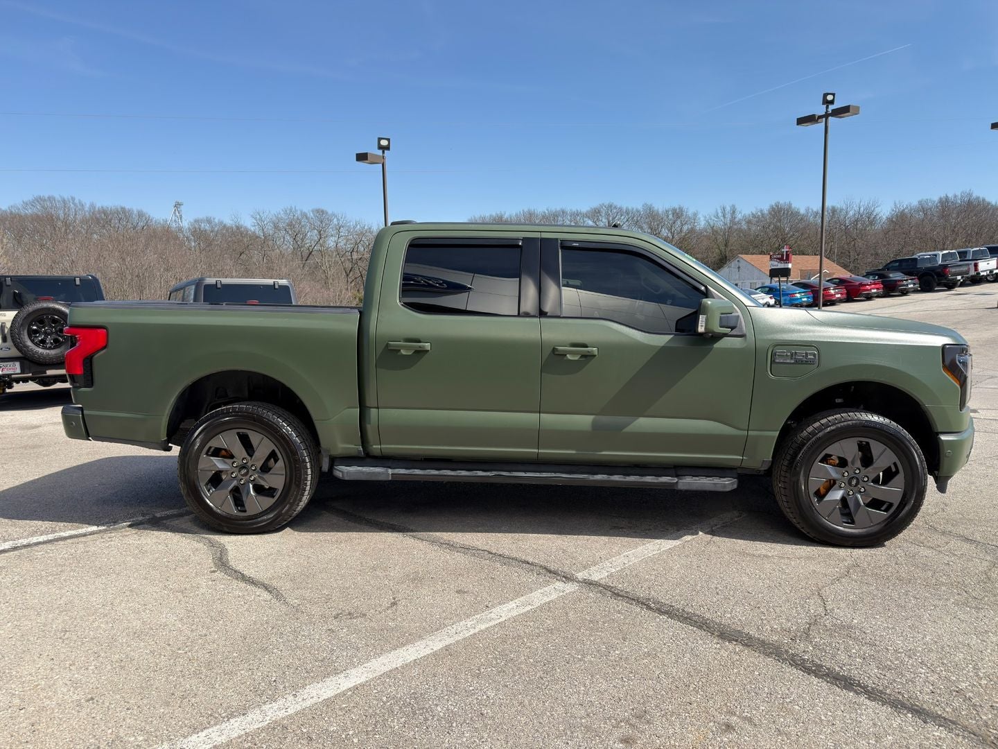 2022 Ford F-150 Lightning LARIAT
