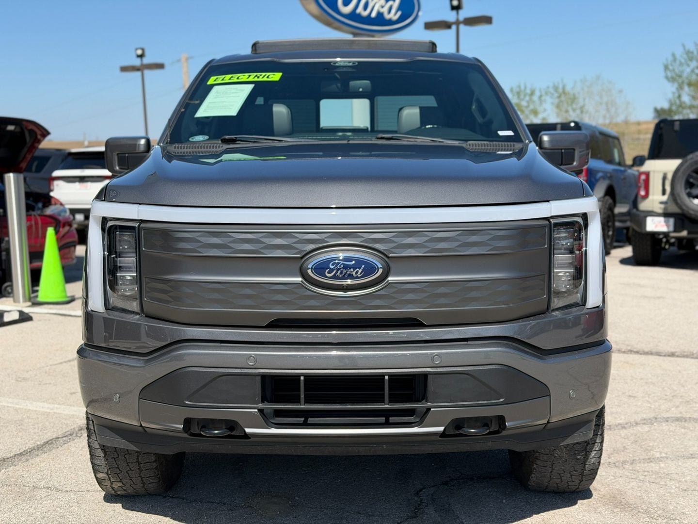 Used 2022 Ford F-150 Lightning Lariat with VIN 1FT6W1EV0NWG14182 for sale in Kansas City