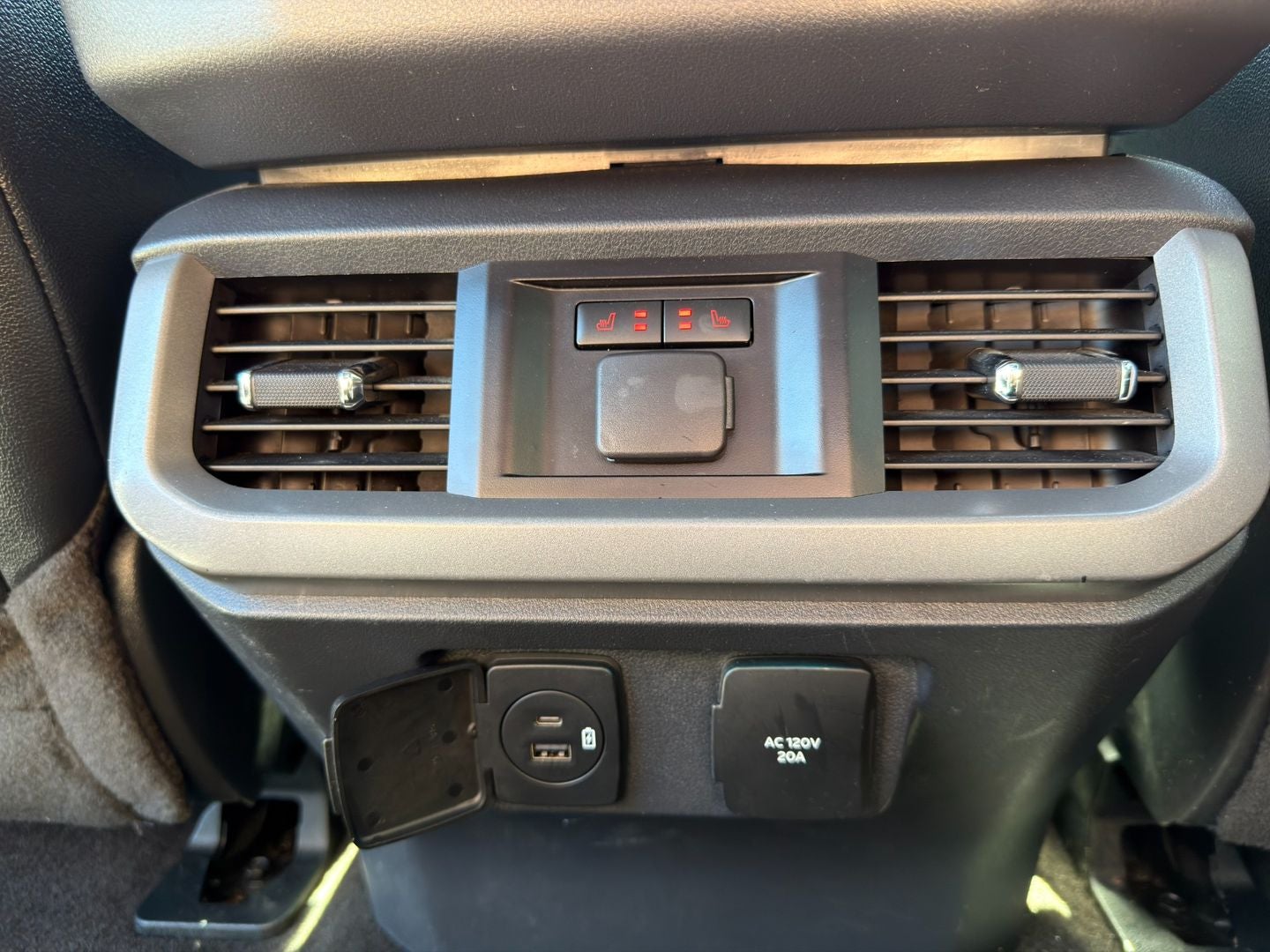 2022 Ford F-150 Lightning LARIAT
