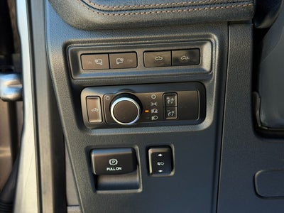 2022 Ford F-150 Lightning LARIAT