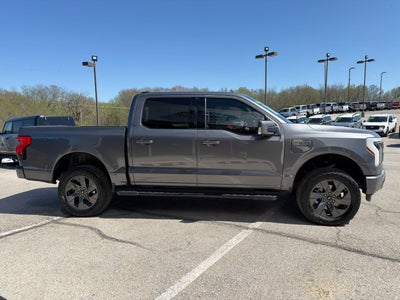 2022 Ford F-150 Lightning LARIAT