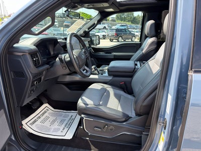 2023 Ford F-150 Lightning LARIAT