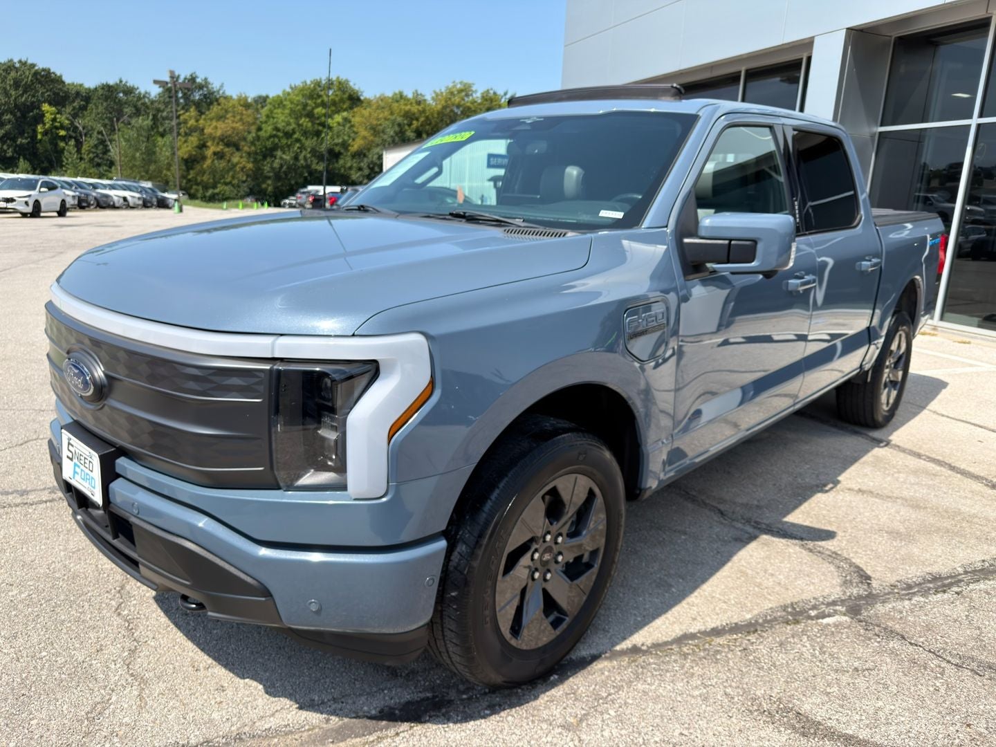 2023 Ford F-150 Lightning LARIAT