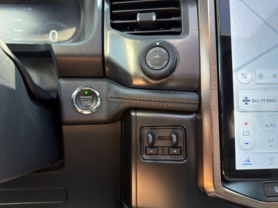 2023 Ford F-150 Lightning LARIAT