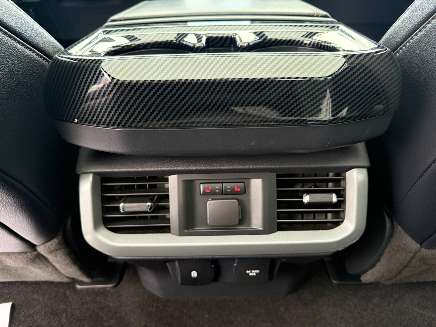 2022 Ford F-150 Lightning LARIAT