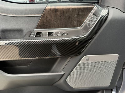 2022 Ford F-150 Lightning LARIAT