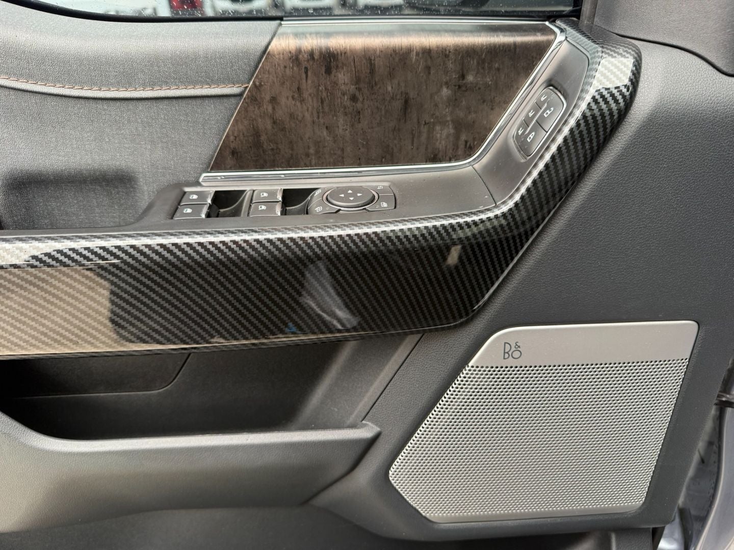 2022 Ford F-150 Lightning LARIAT