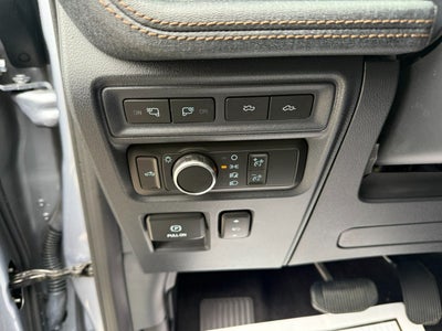 2022 Ford F-150 Lightning LARIAT