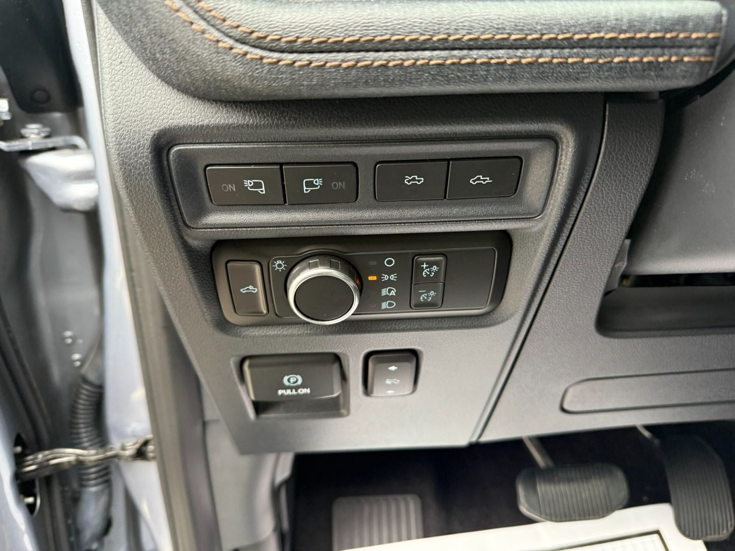 2022 Ford F-150 Lightning LARIAT