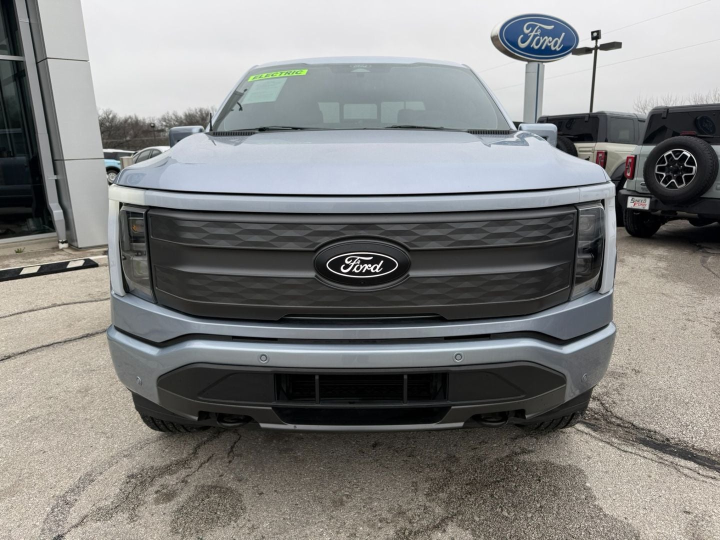 Used 2022 Ford F-150 Lightning Lariat with VIN 1FT6W1EV1NWG03952 for sale in Gower, MO