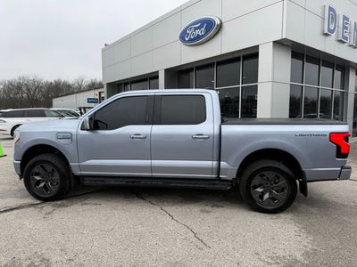 2022 Ford F-150 Lightning LARIAT