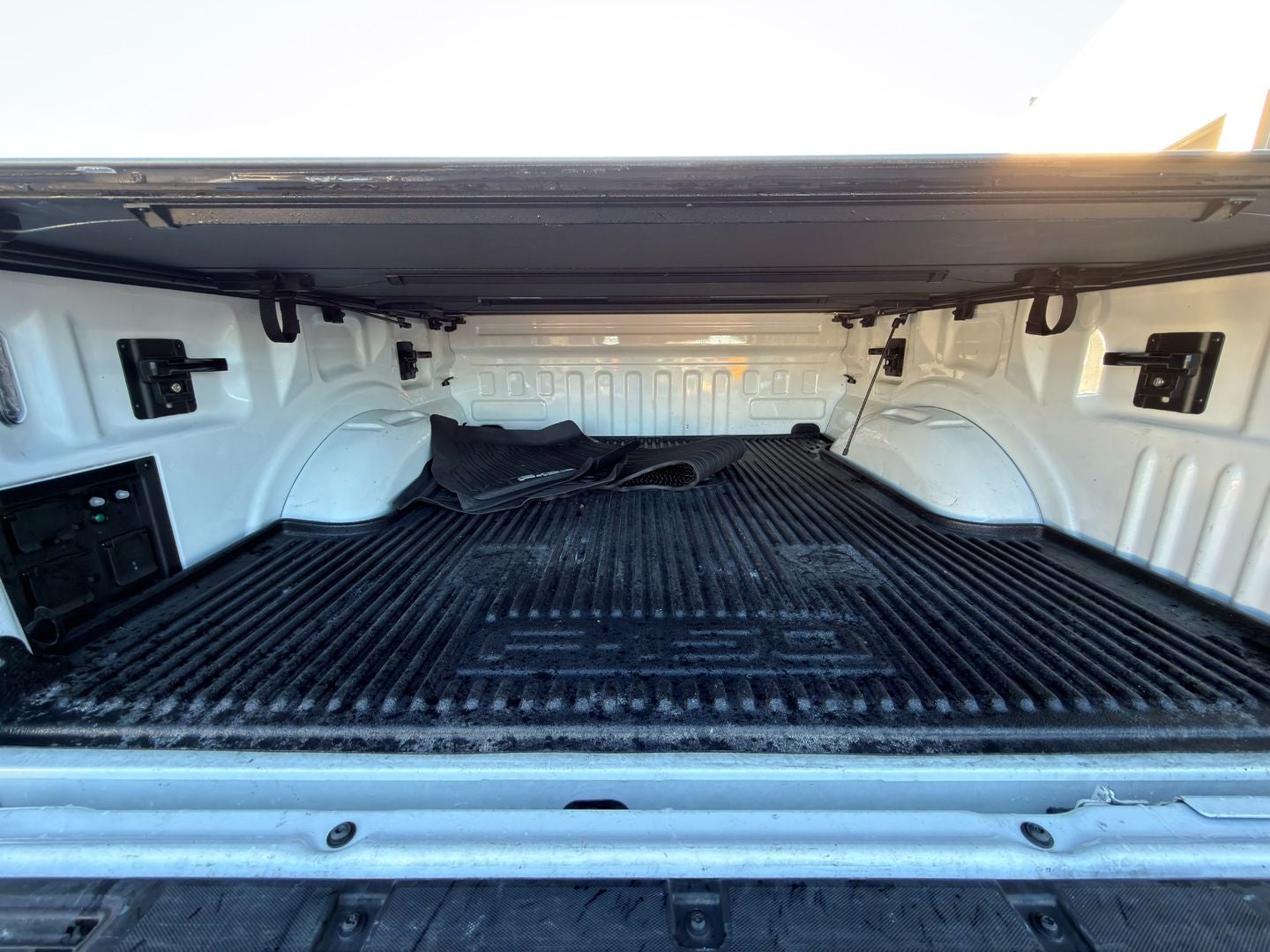 2022 Ford F-150 Lightning Platinum