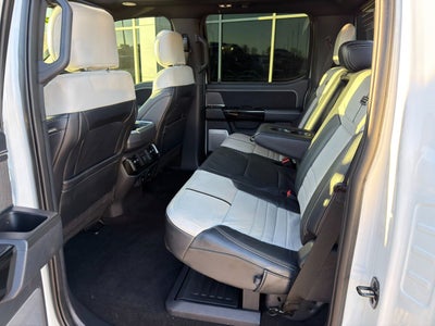 2022 Ford F-150 Lightning Platinum